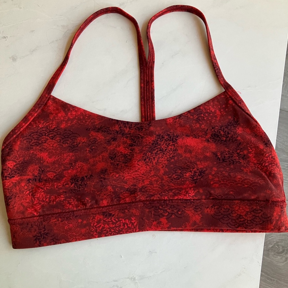 Lululemon Women's Red pattern Sports Bra